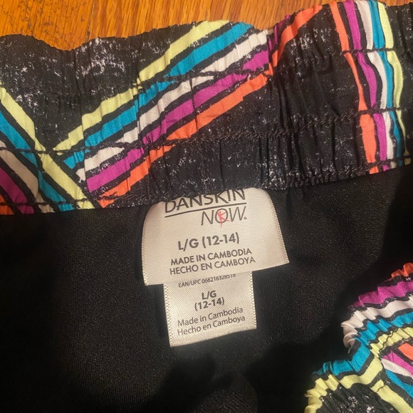 Danskin Now Athletic Shorts Size: L (12/14) - Picture 2 of 2